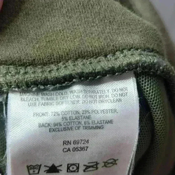 Columbia stretchy pants size 2X army green. Thicker material than leggings. - Picture 6 of 6